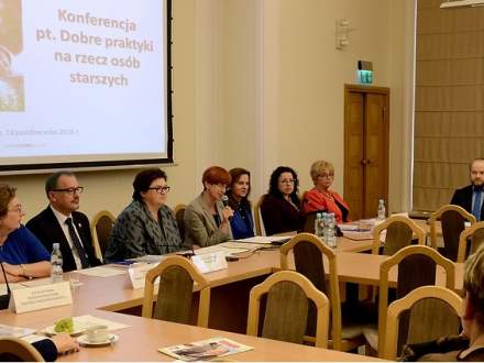 Konferencja "Dobre praktyki na rzecz osób starszych"